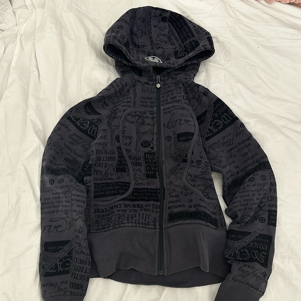 Lululemon Grey & Black Printed Zip Hoodie